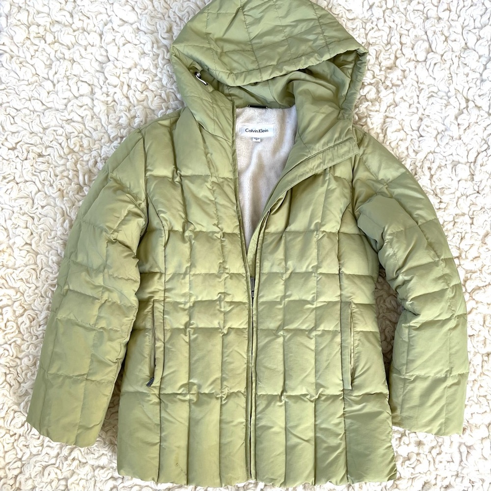 Calvin Klein Down Jacket (M)